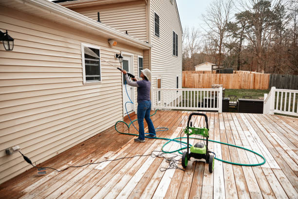 Fence Pressure Washing in New London, MN