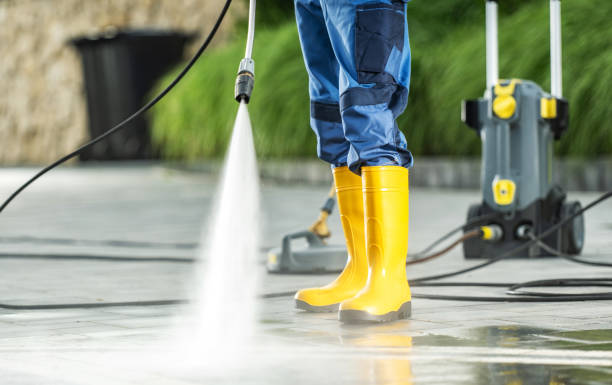 Best Sidewalk Pressure Washing  in New London, MN